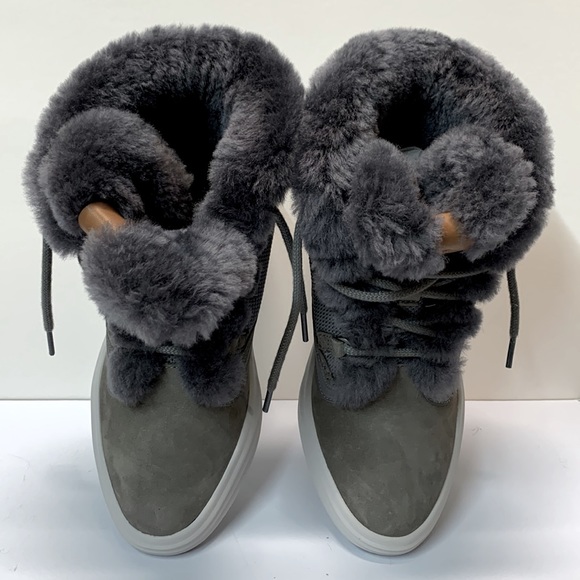 Grey Leather Shearling Boots - Picture 4 of 16